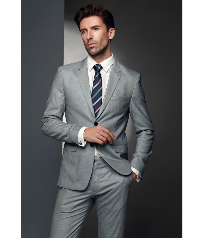 Formal suit in Abu Dhabi